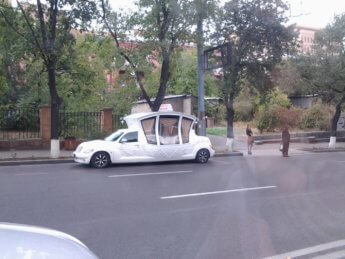 30 sept 2014 armenia vehicle