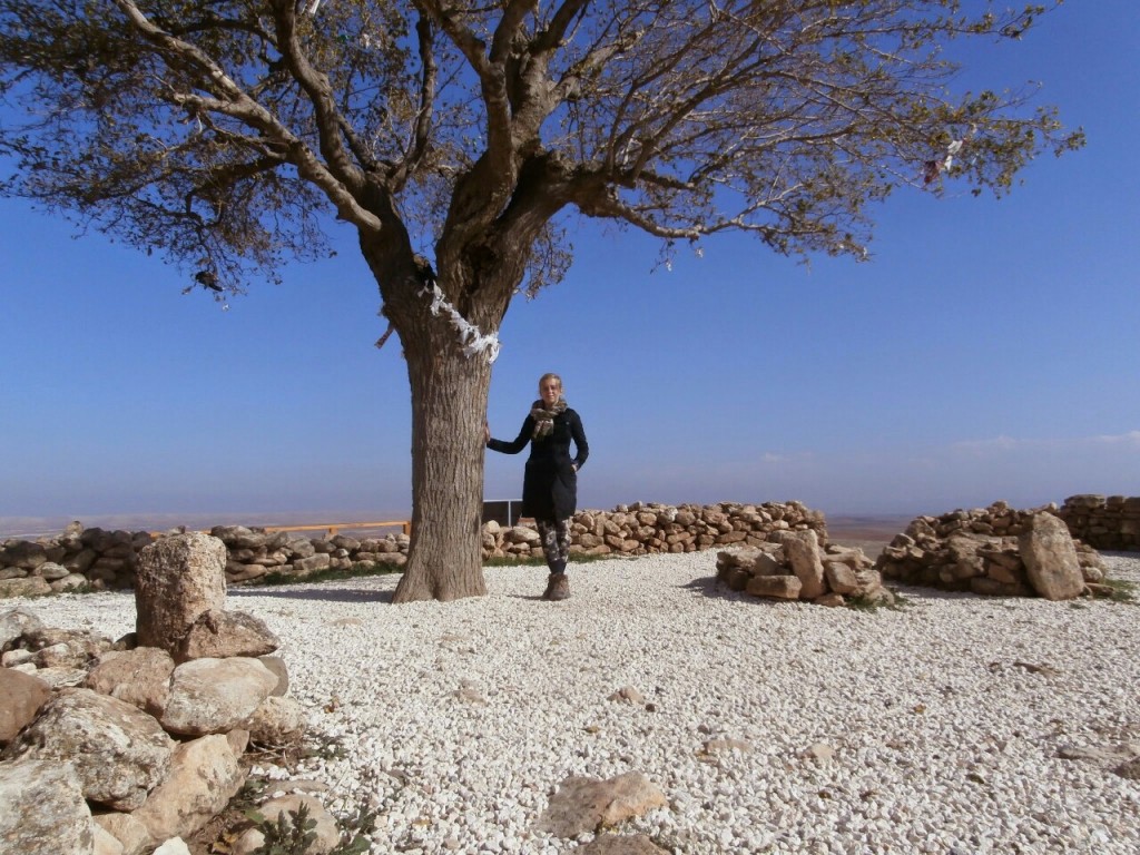 wish tree turkey turkiye gobekli tepe woman