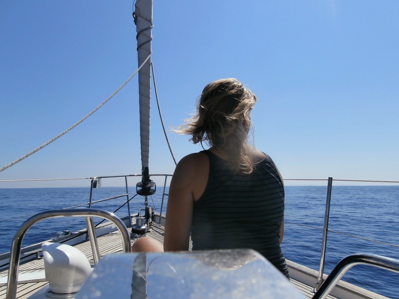 yacht hitchhiking a sailing boat from corfu greece to valletta malta hitchsailing boathitching dockwalking