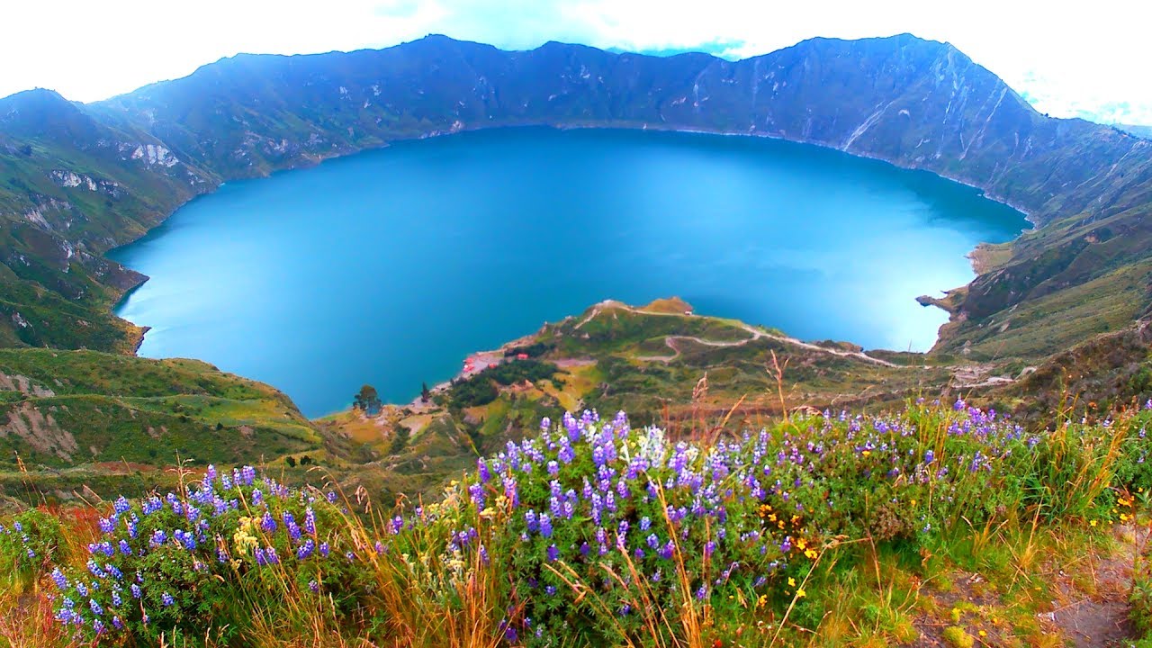 Quilotoa Caldera Hike Mind of a Hitchhiker