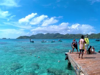 1 kayaking Crab Cay Providencia Colombia