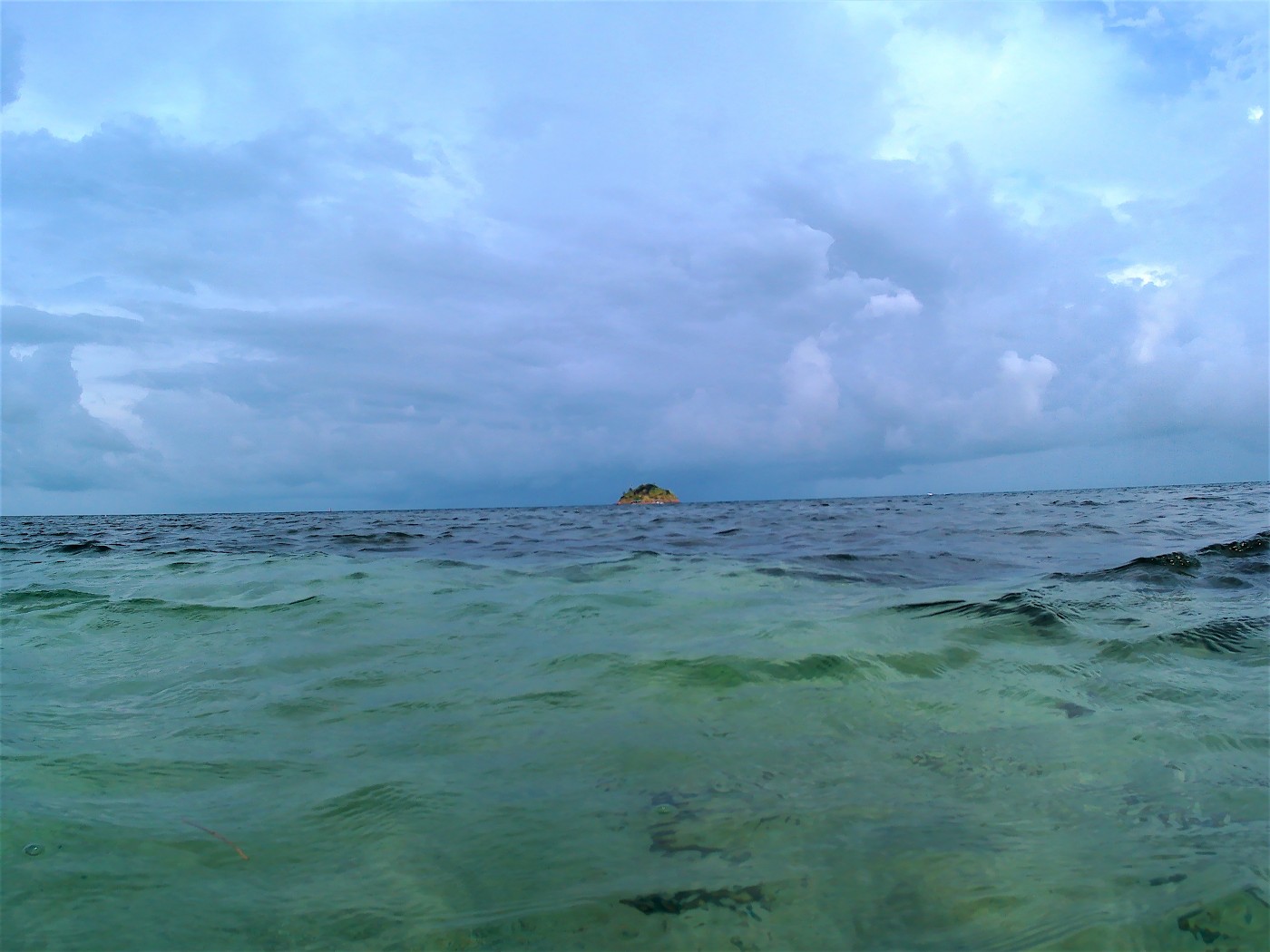 Kayaking + Snorkeling at Crab Cay and Three Brothers (Old Providence