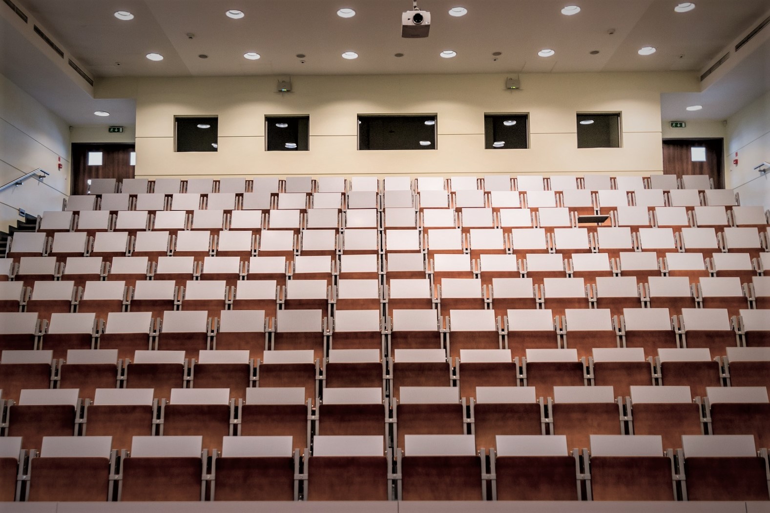 lecture hall uni