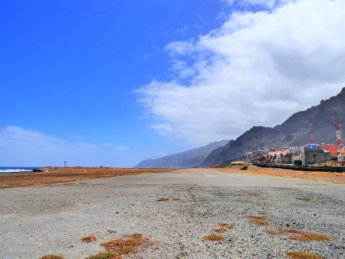 agostinho neto airport ponta do sol cabo verde cape verde santo antão abandoned defunct airport runway