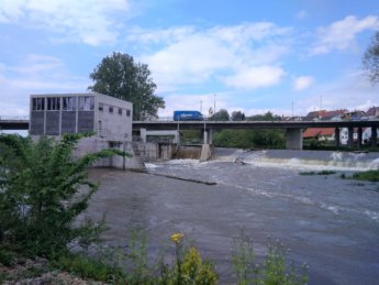 Rottenacker dam weir wehr danger lebensgefahr back currents hydroelectric power plant wasserkraftwerk donau danube dettingen