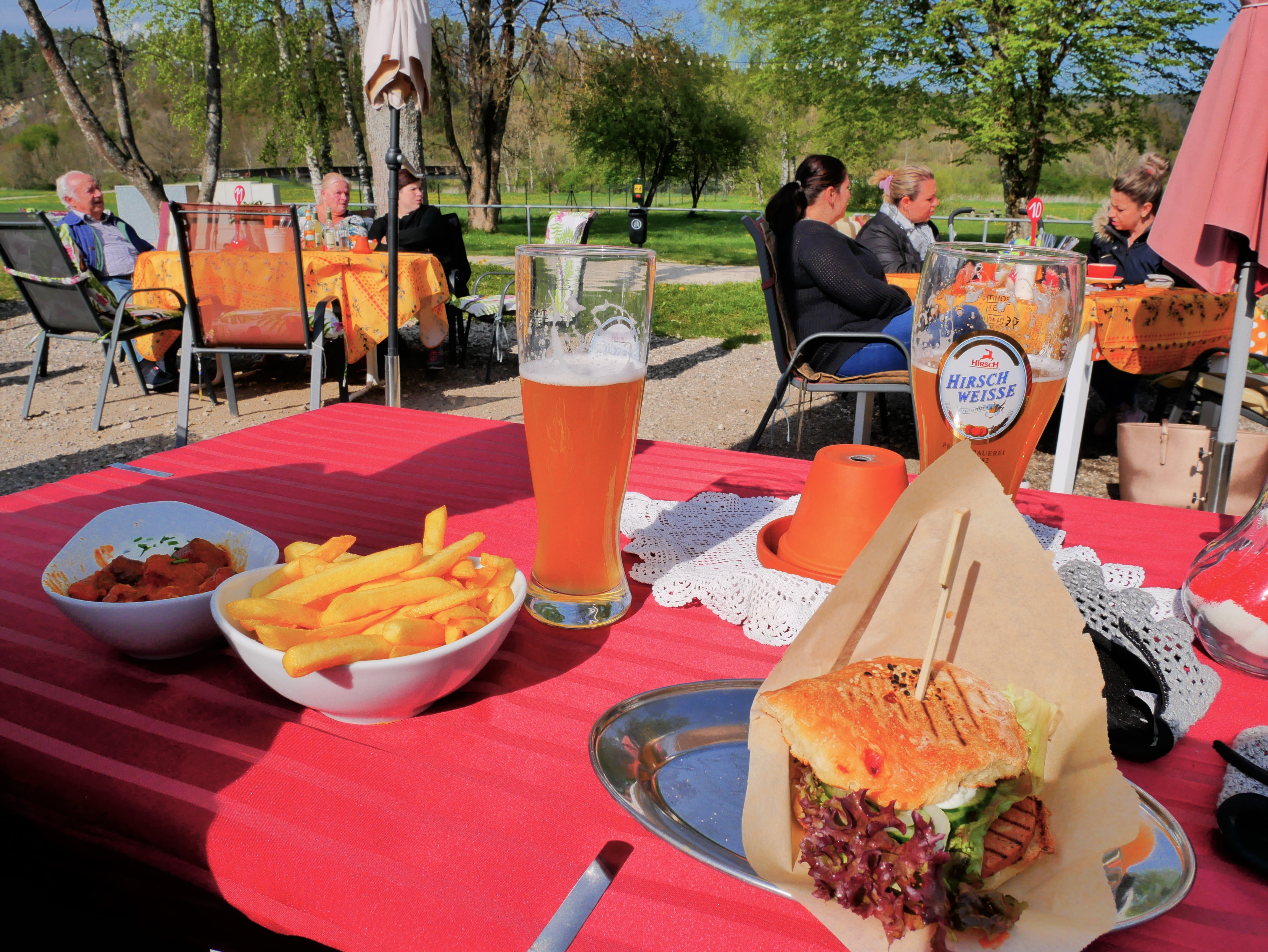 Nina's Ess-Art Immendingen Donauversickerung Donauversinkung Baden-Württemberg Germany Deutschland vegetarian vegan food meat currywurst burger