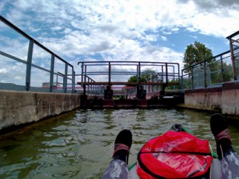 22 Day 13 Ingolstadt to Vohburg kayak canoe lock sluice self-service