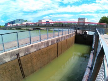 31 Day 13 Ingolstadt to Vohburg kayak canoe lock sluice self-service