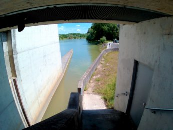 33 Day 13 Ingolstadt to Vohburg kayak canoe lock sluice self-service