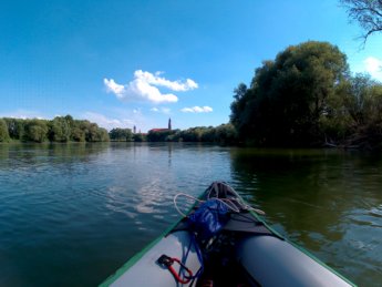 Kayak trip day 17 Friesheim to Straubing Bavaria Germany paddle canoe inflatable zucchini
