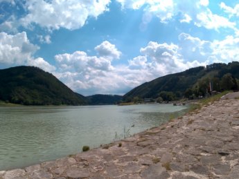 26 Au an der Donau to Grein 31