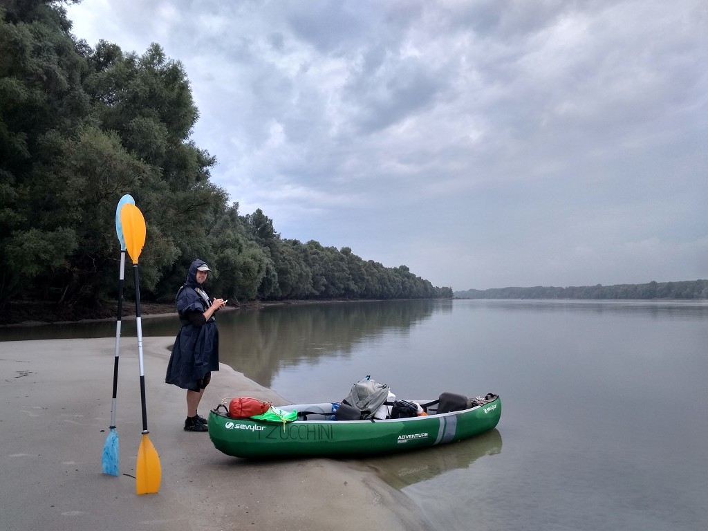 Kayak Trip Day 47: Paks to Érsekcsanád Dunapart • Mind of a Hitchhiker