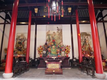 45 taoist daoist temple shanghai statue
