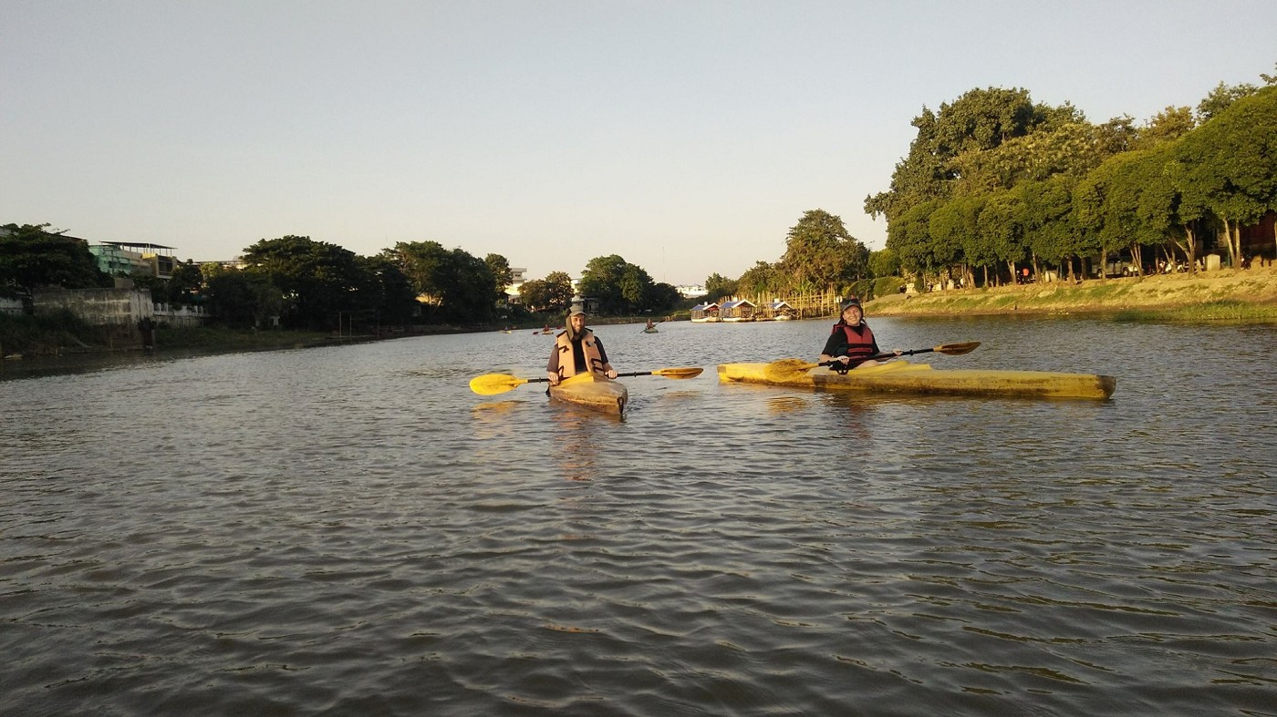 Ivan Alvarov kayaking meetup chiang mai Jonas and Iris