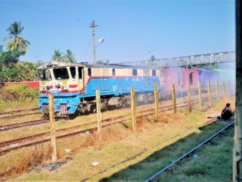 Myanmar train yangon mawlamyine 12