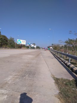 30 hitchhiking myanmar nyaung-u old bagan to Naypyitaw