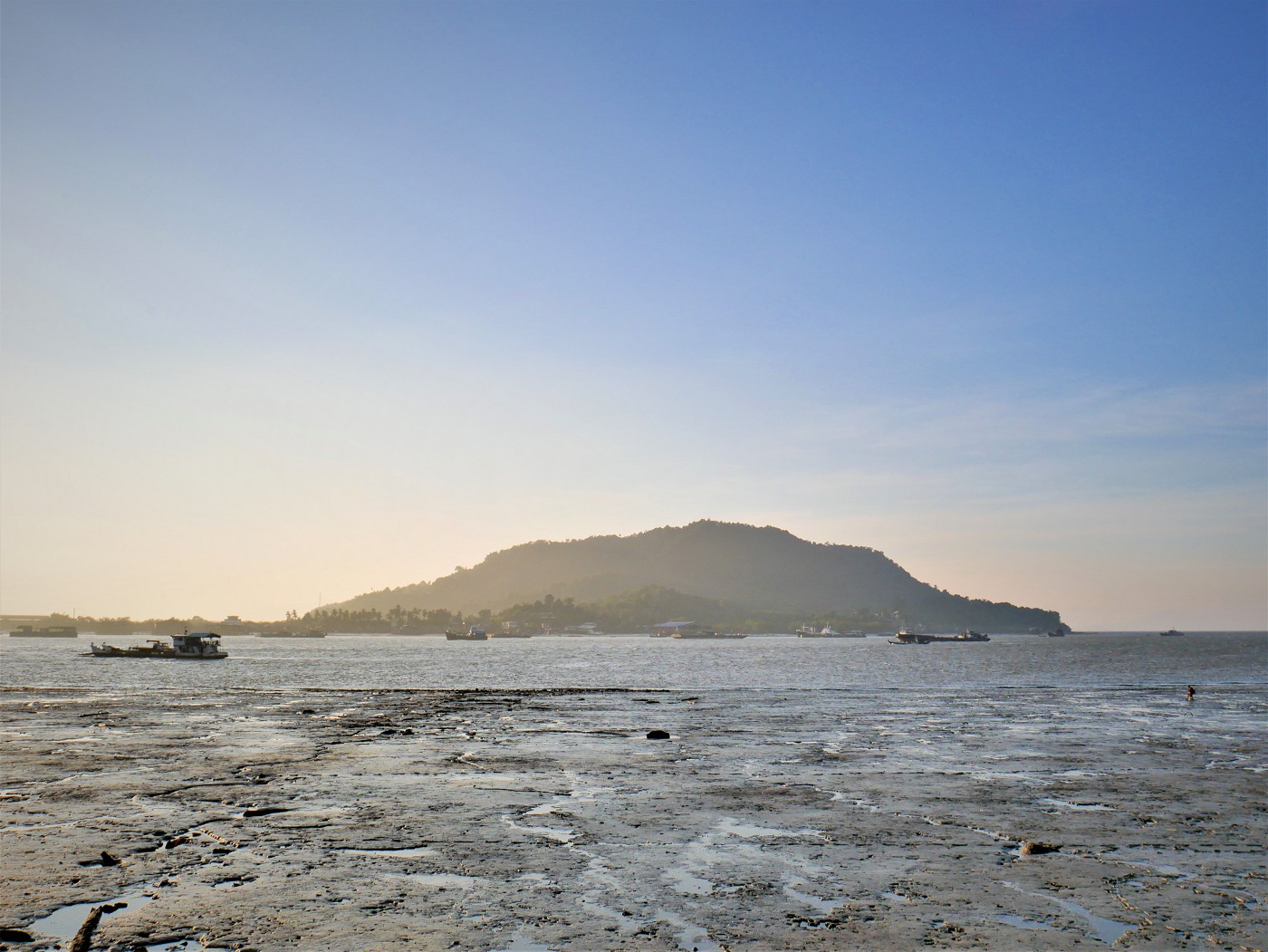 19 myeik sunset viewpoint