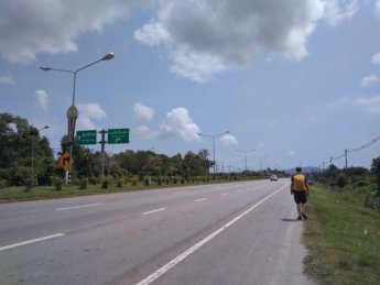 Narathiwat hitchhiking Tak Bai Sungai Kolok border