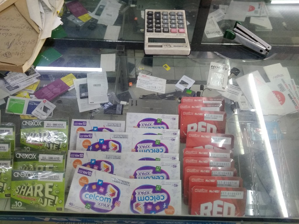 Getting a SIM card in Malaysia 3