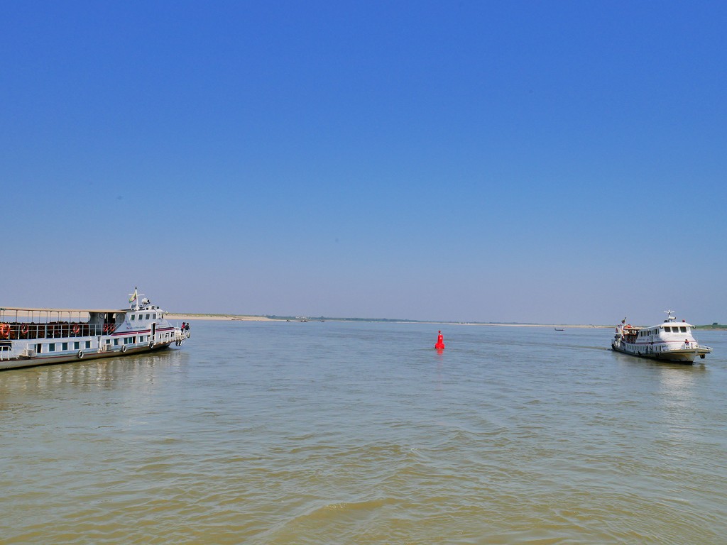 Irrawaddy river cruise mandalay to bagan 13