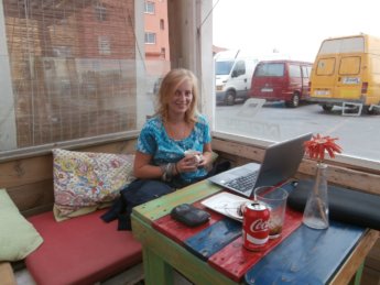 Tarifa working digital nomad spain about Iris Veldwijk