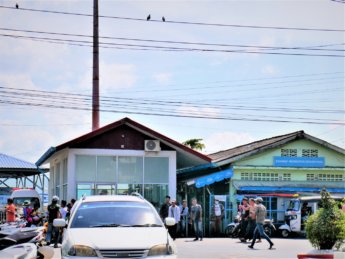 Kawthaung Myanmar to Ranong Thailand border crossing Kraburi Pak Chan river 1