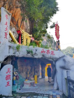 Ling Sen Tong cave temple 2020 Ipoh