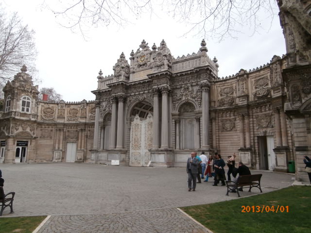 1 1 april 2013 istanbul city trip dolmabahce gate