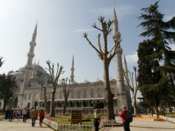 1 blue mosque 30 march 2013