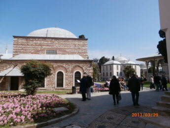 10 gardens Topkapı Palace 2013 march