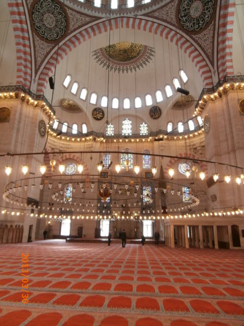 12 interior Süleymaniye Mosque carpet lights prayer room mihrab 2013