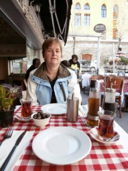 18 aloran restaurant lunch travel with mom city trip istanbul 2013