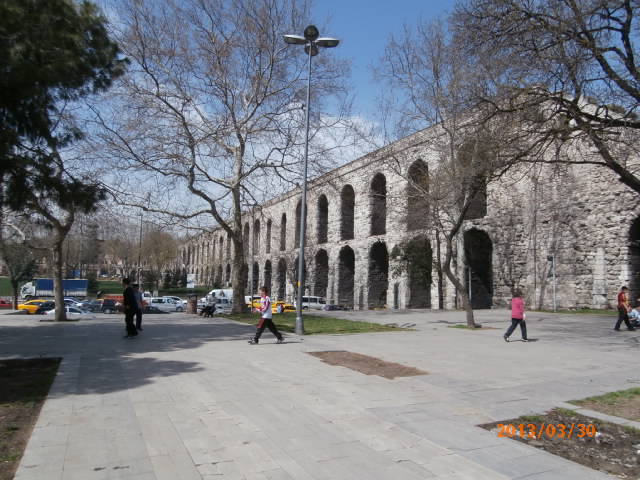 19 Aqueduct of Valens istanbul 2013