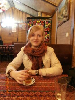 25 Iris Veldwijk Mind of a Hitchhiker Turkish tea at grand bazaar istanbul city triop 2013