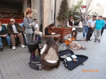27 istanbul street musicians busking buskers 2013