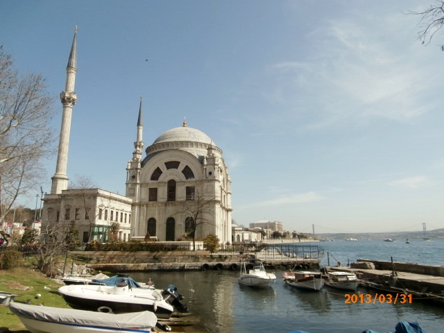 3 dolmabahce mosque 2013