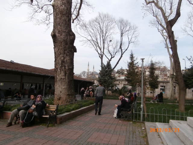38 uskudar in 2013 park next to yeni valide mosque