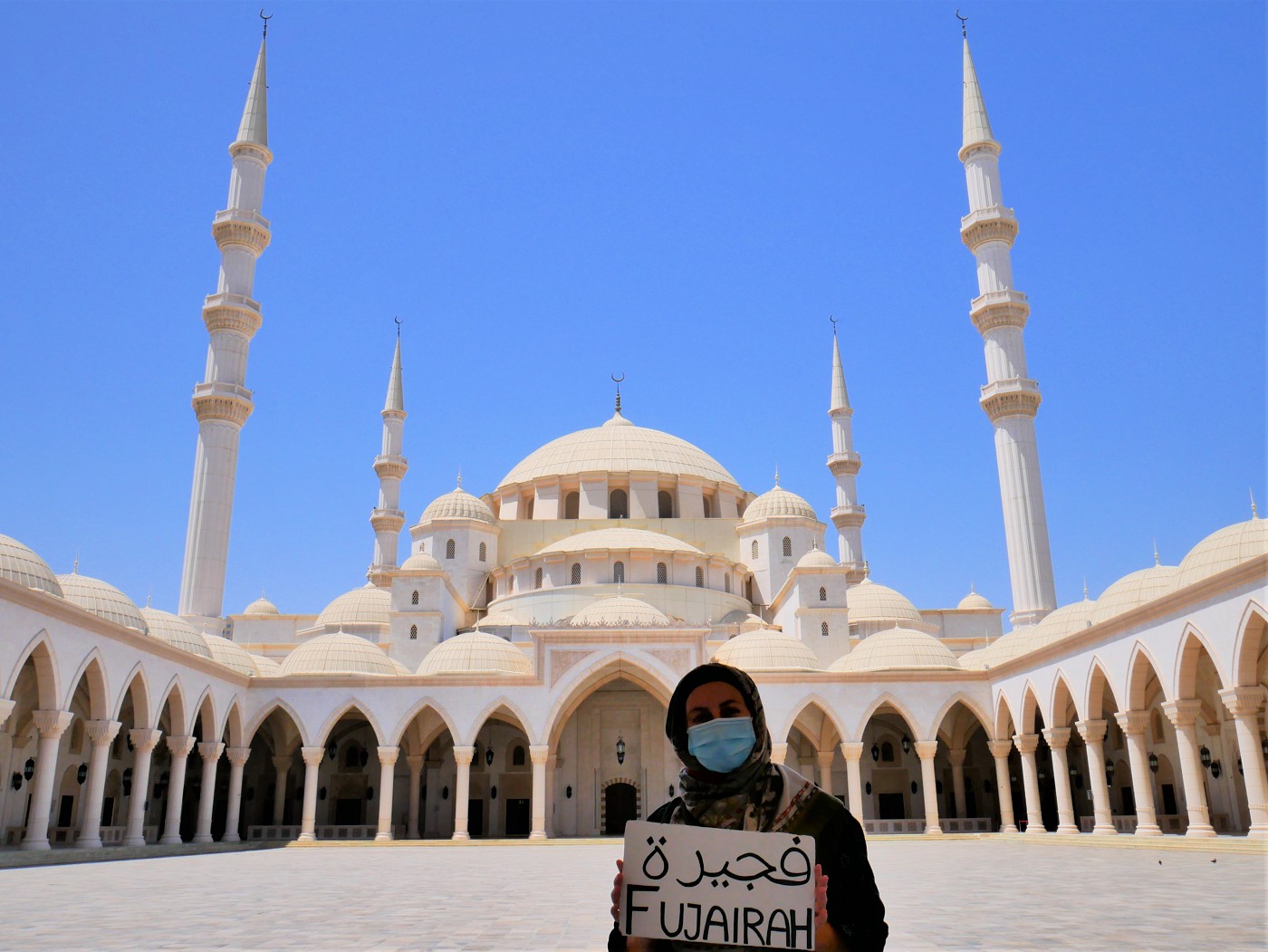 20 Iris Fujairah hitchhiking sign Sheikh Zayed Grand Mosque