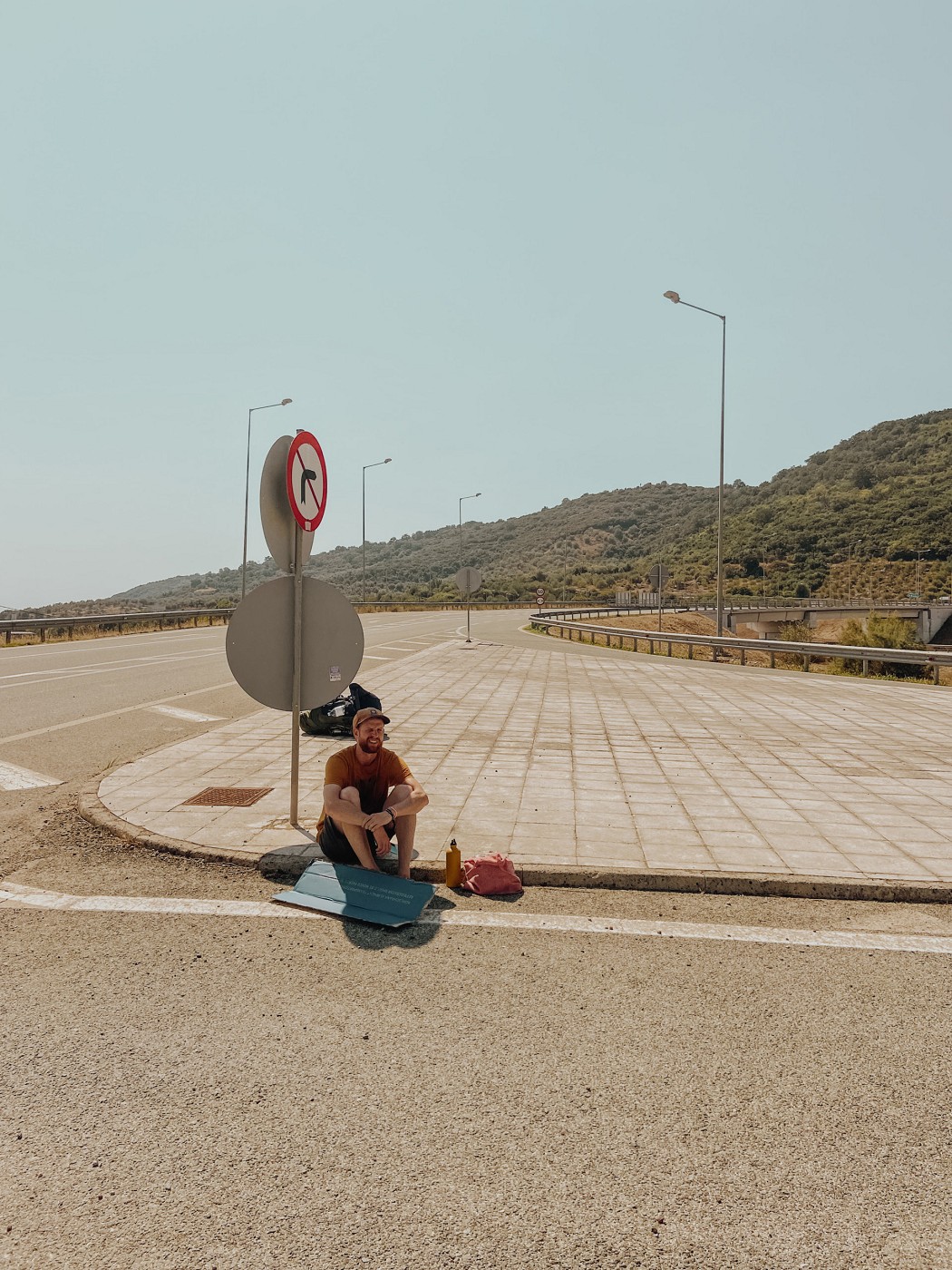 Flow right after losing the phone in Greece Stratos while hitchhiking