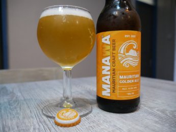 Golden Ale Manawa craft beer in Mauritius phoenix beer