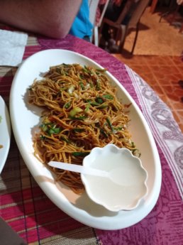 Fried noodles with garlic sauce mauritius chez Marilyn