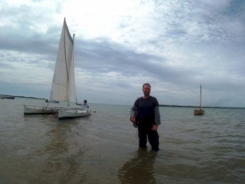 18 Jonas with Christopher's catamaran in La Gaulette sailing beachable boat lesson class
