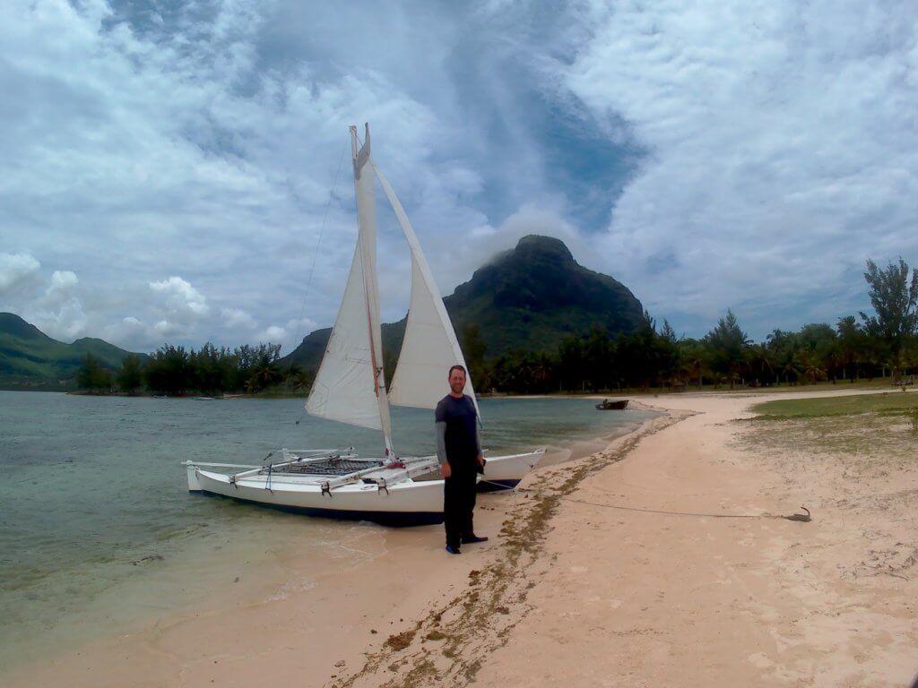 7 Jonas with dinghy sailing catamaran island's toe Le Morne bay