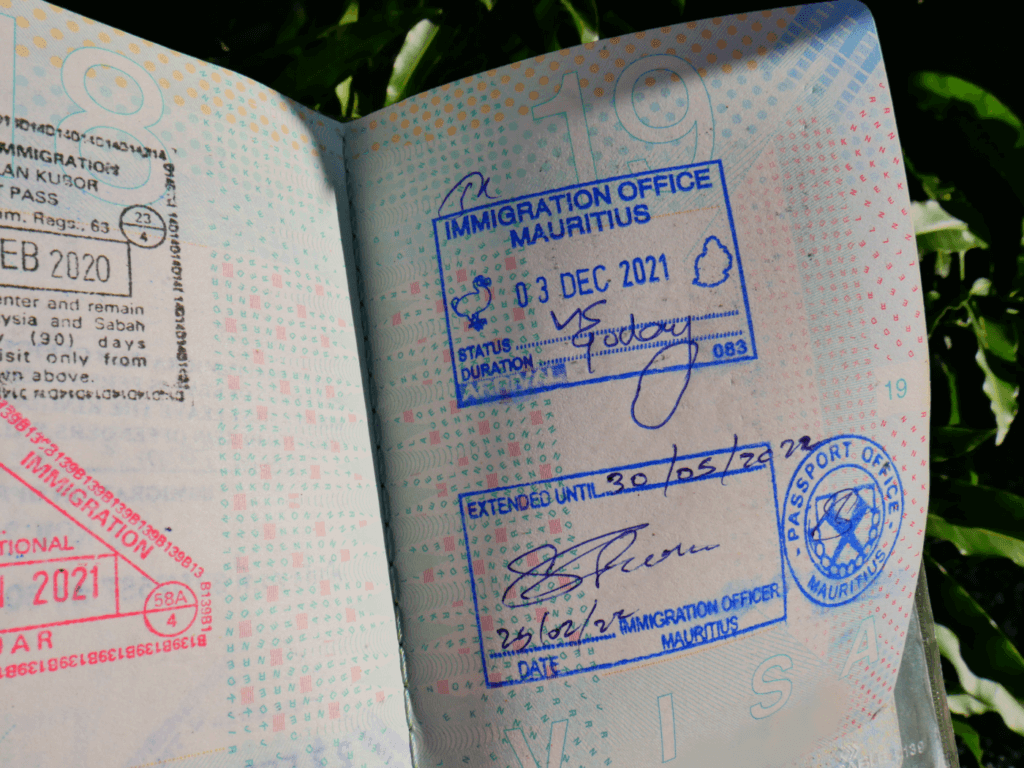 tourist visa from mauritius to canada