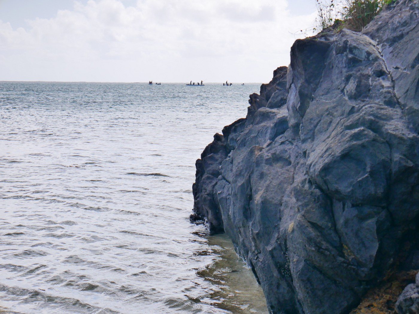 fishermen rodrigues mauritius reef lagoon