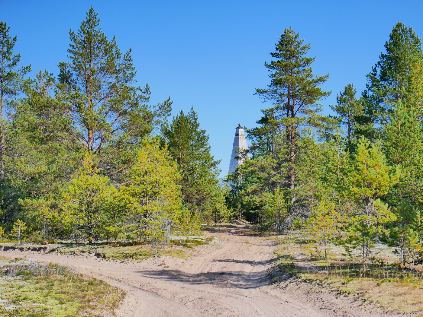 14 sandy dune forest trail Hailuoto island Keskiniemi beacon tower