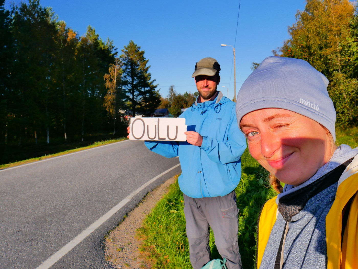 31 Jonas and Iris hitchhiking Hailuoto island Finland to Oulu