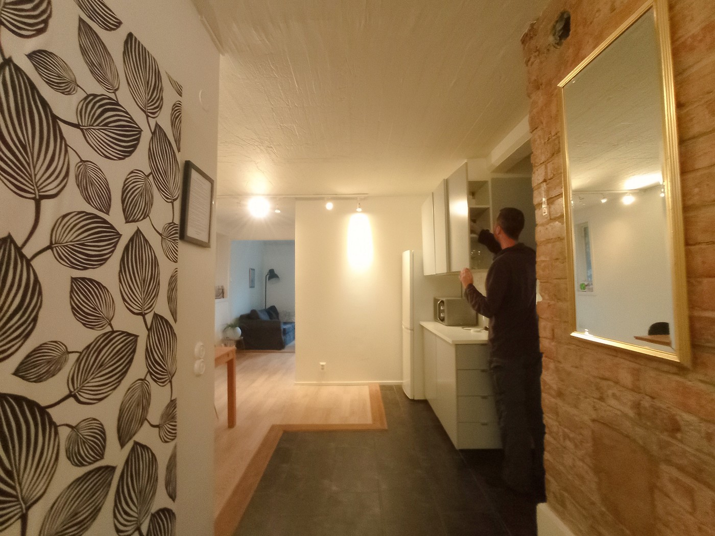 23 hallway kitchen living room Airbnb Mariehamn