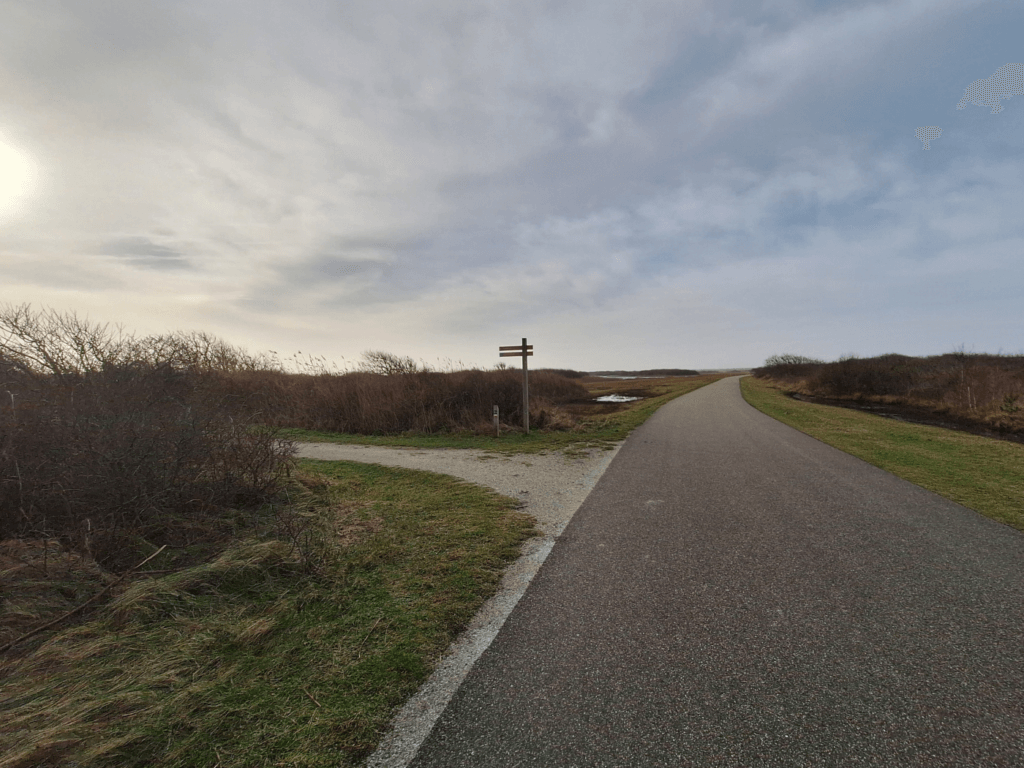 't Posthuys Kroonpolders hike path military base Vliehors split