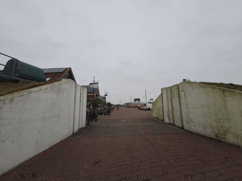 Sea barrier flood protection Oost-Vlieland dike embankment gate